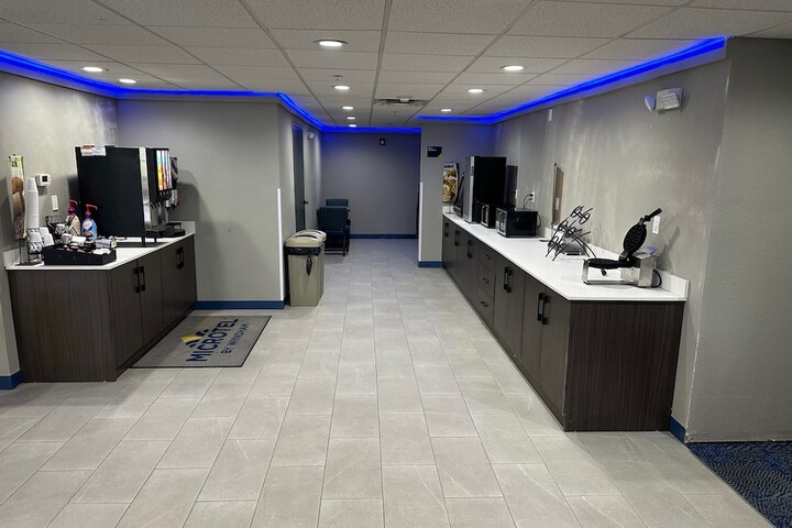 Microtel Inn & Suites by Wyndham Manchester