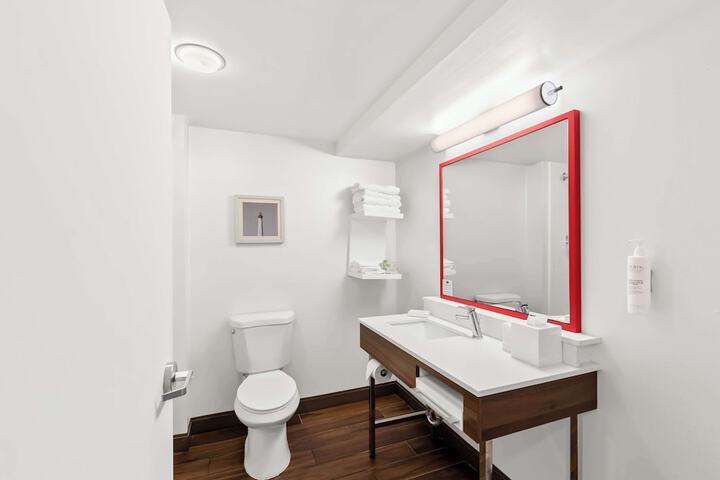 Hampton Inn Pennsville