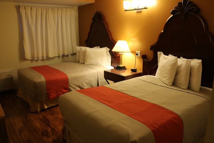 Room 15 of 36
