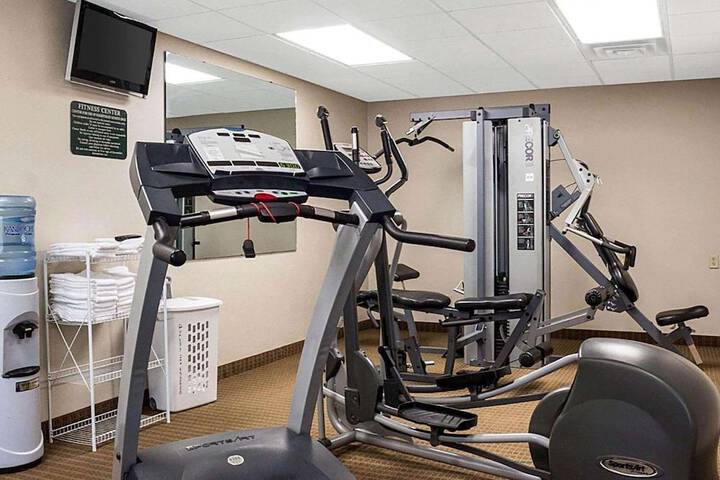 Health and Fitness 28 of 32