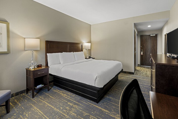 Room 19 of 46