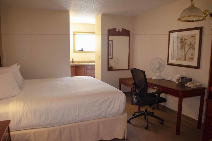 Room 64 of 191