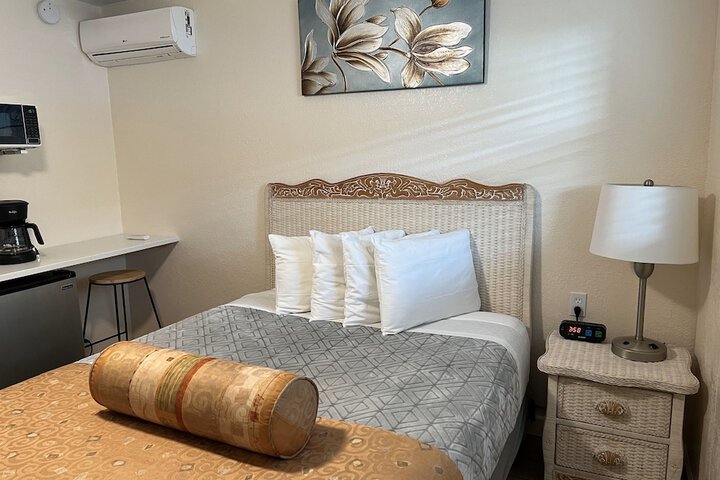 Beachside Resort Motel