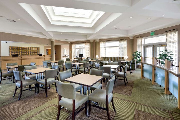 Hotel Interior 10 of 32