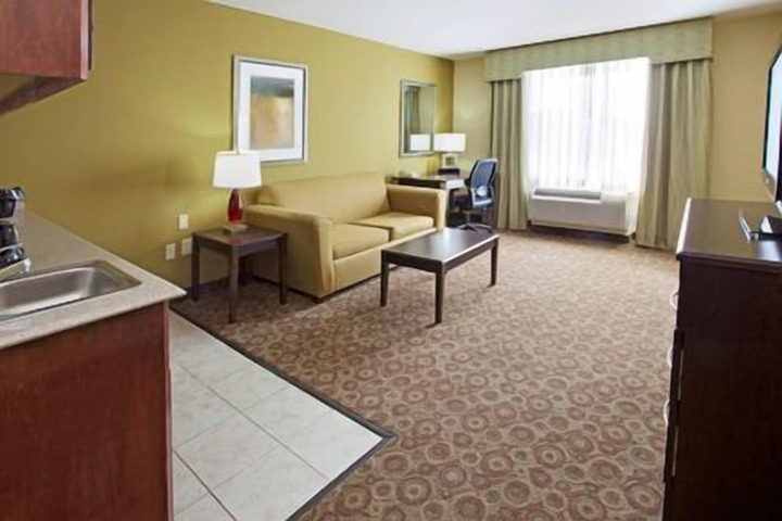 Room 11 of 42