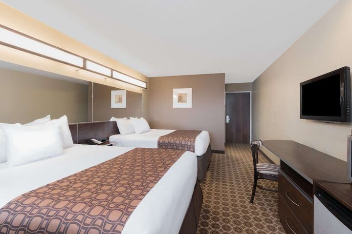 Room 20 of 26