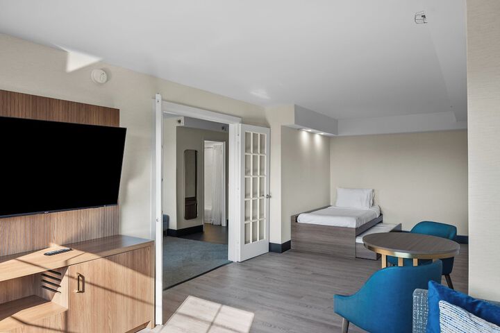 Room 74 of 129