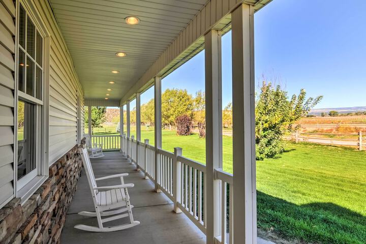 Custom Home w / Decks in Boulder! Gateway to Parks!