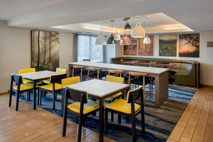 Fairfield by Marriott Rochester Henrietta / University Area