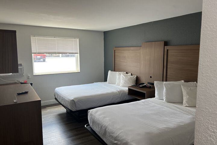 Room 13 of 24