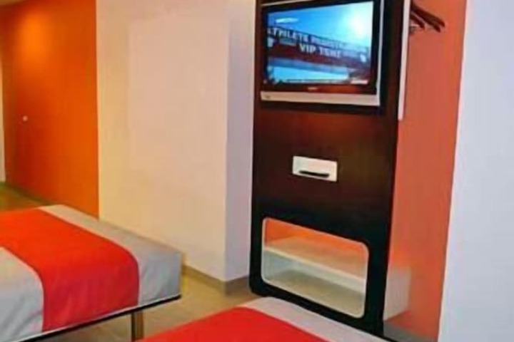 Room 20 of 33