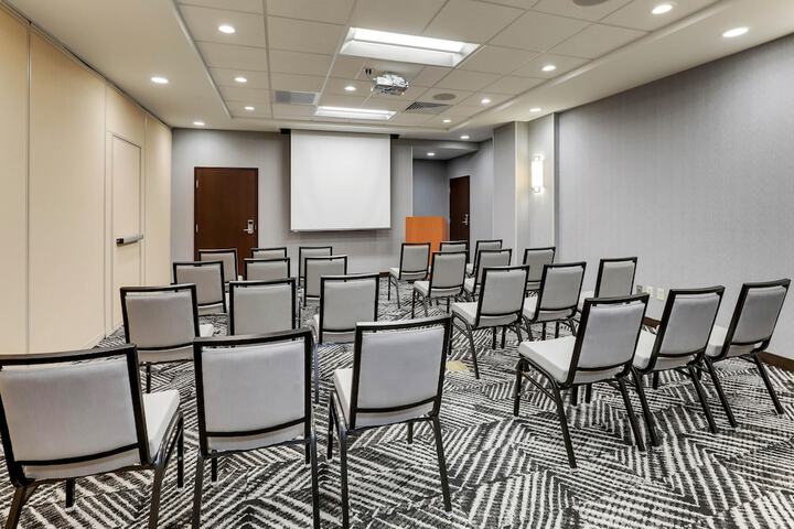 Hyatt Place St. Louis / Chesterfield