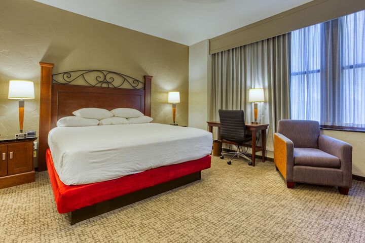 Room 32 of 168