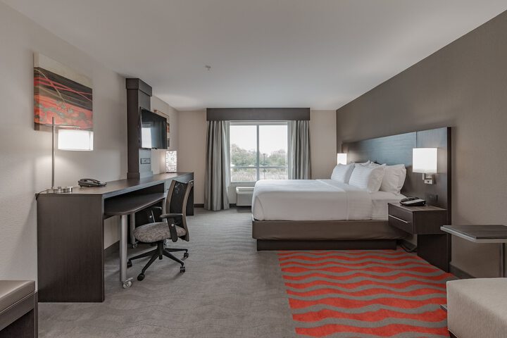 Room 15 of 61
