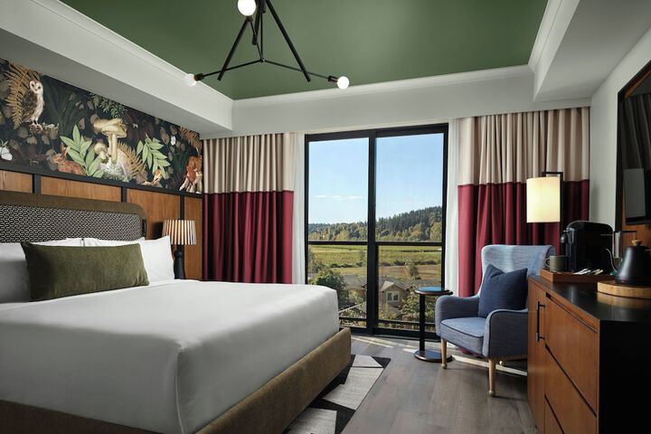The Somm Hotel & Spa Autograph Collection