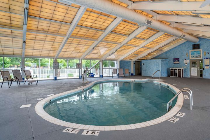 Pool 4 of 30