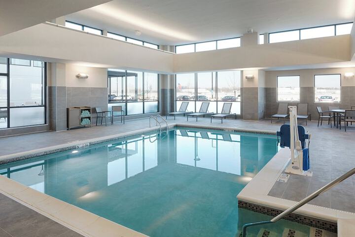 Pool 4 of 35