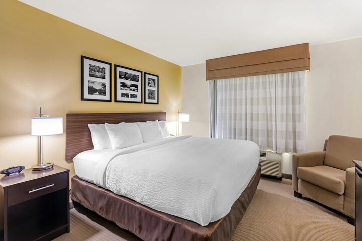 Sleep Inn & Suites Devils Lake