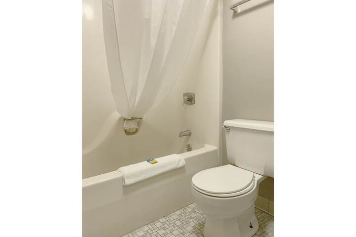 Room 20 of 25