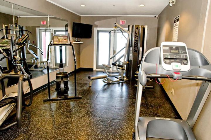 Lakeview Inns & Suites - Brandon