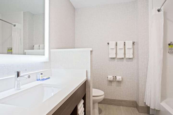 Holiday Inn Express & Suites Niceville - Eglin Area by IHG