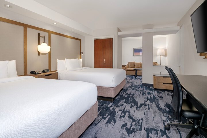 Room 21 of 39