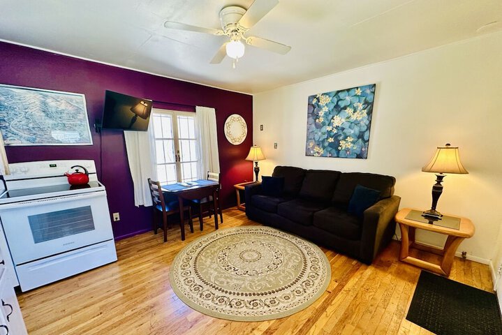 Room 34 of 60
