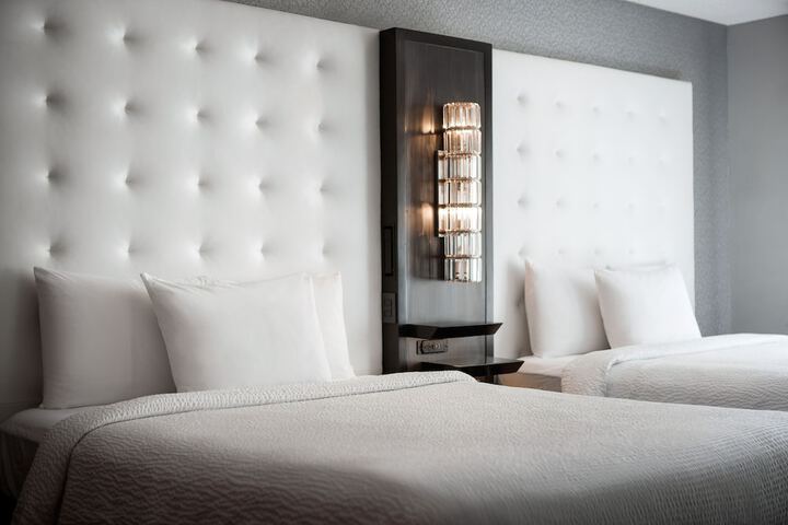 Room 33 of 109