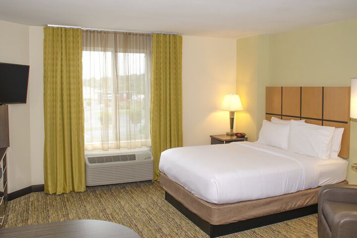 Room 18 of 21