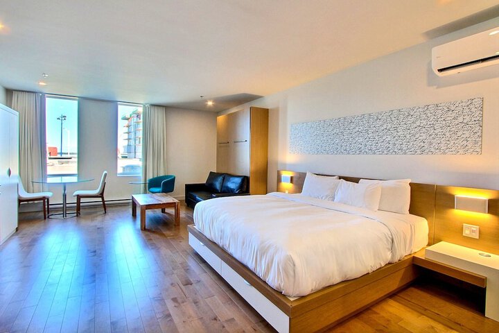 Room 28 of 112