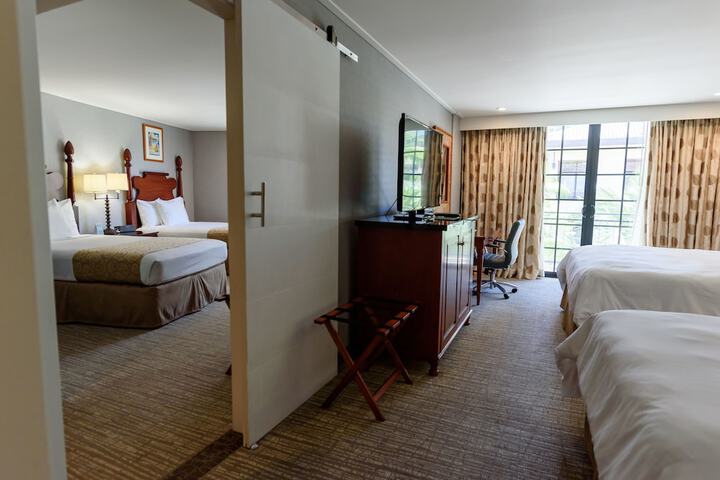 Room 39 of 44