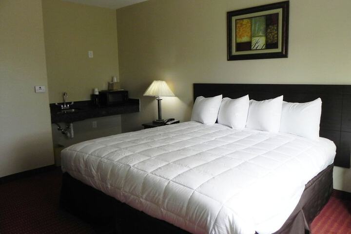 Room 30 of 40