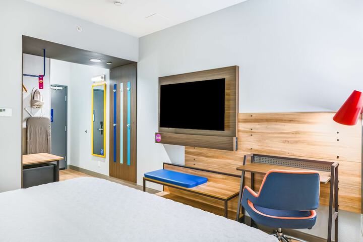 Room 39 of 57