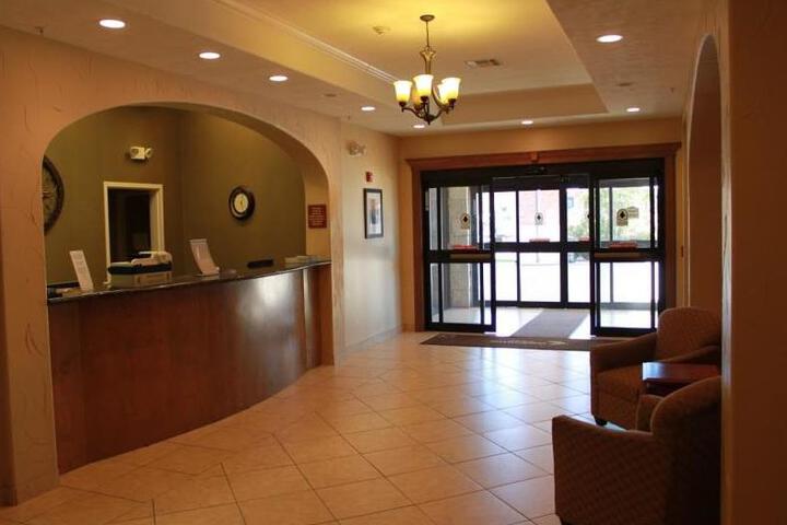 Franklin Lodging