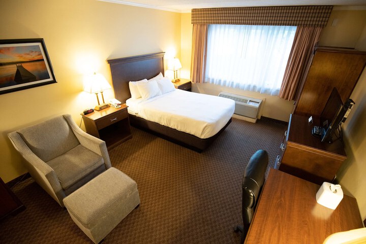 Room 35 of 67