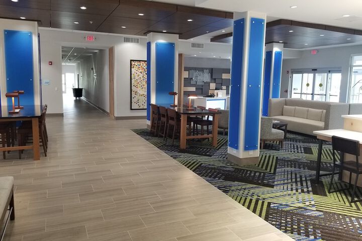Holiday Inn Express & Suites Fort Mill by IHG