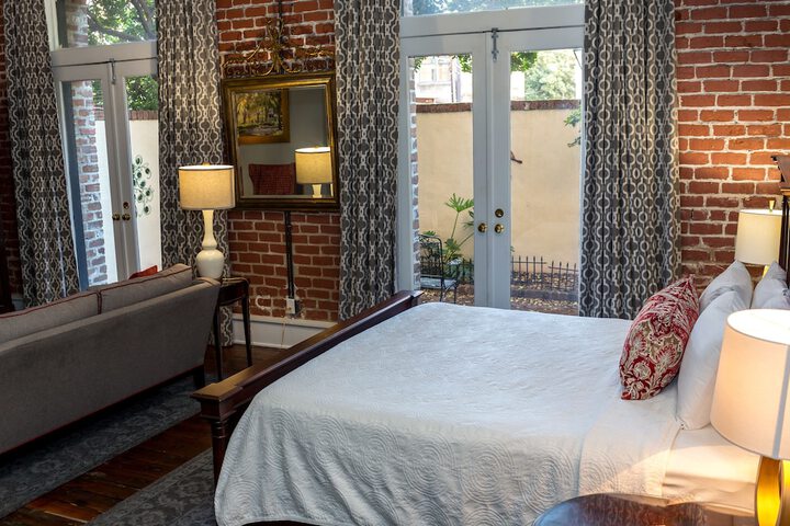 Room 20 of 65