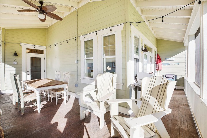 Veranda Beach Cottages