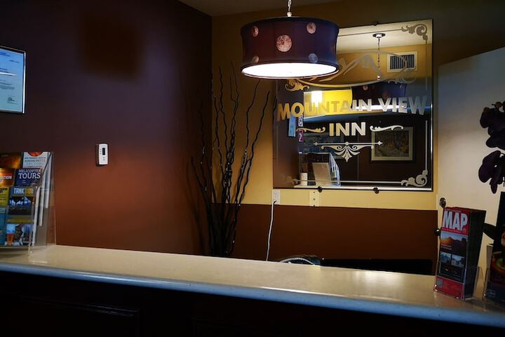 Hotel Interior 11 of 27