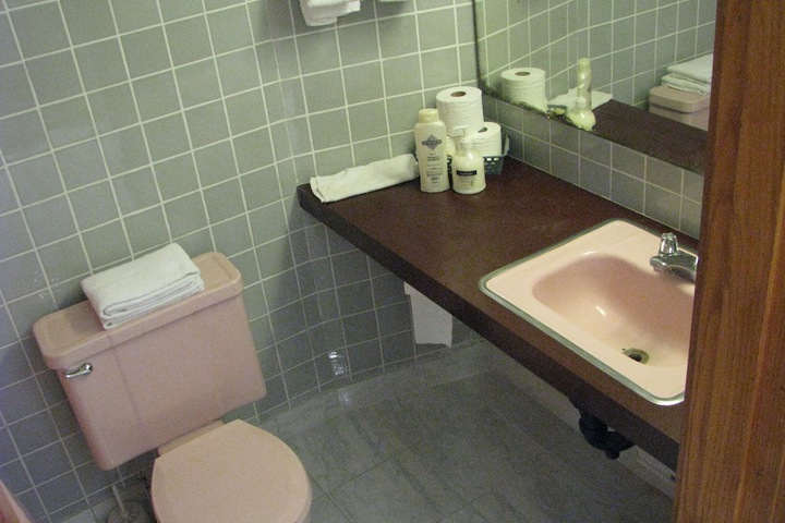 Room 12 of 48