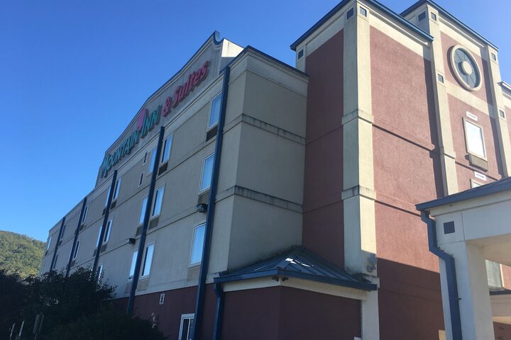 Hotel 6 of 44
