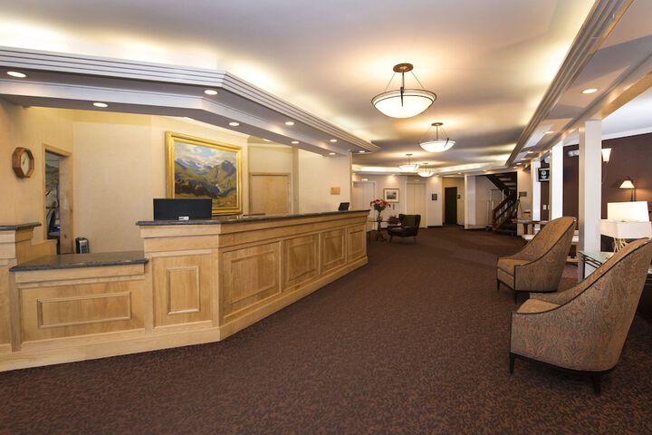 Hotel Interior 9 of 30