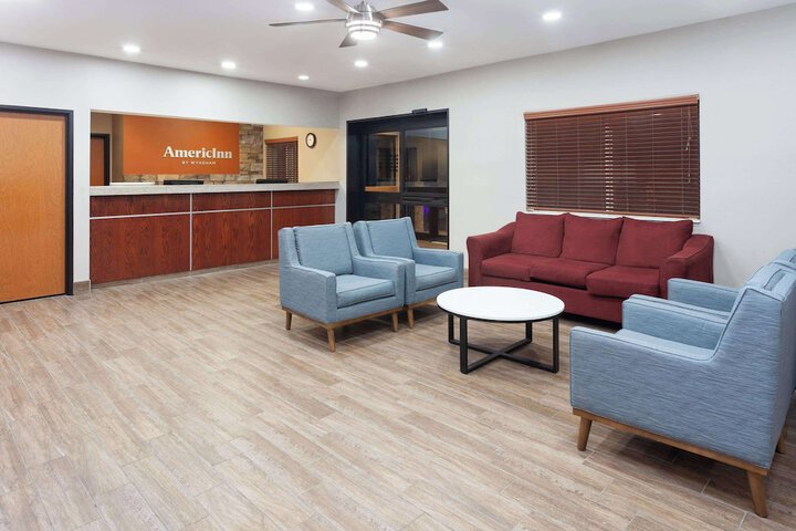 AmericInn by Wyndham Hudson