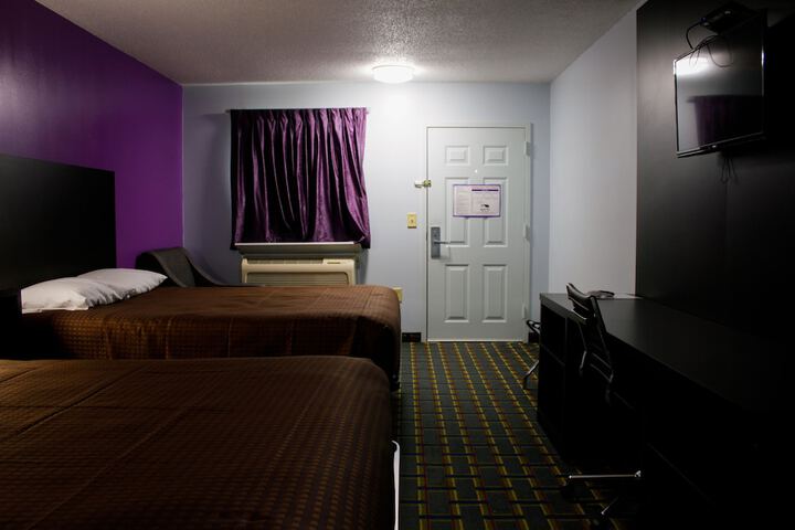 Room 18 of 30