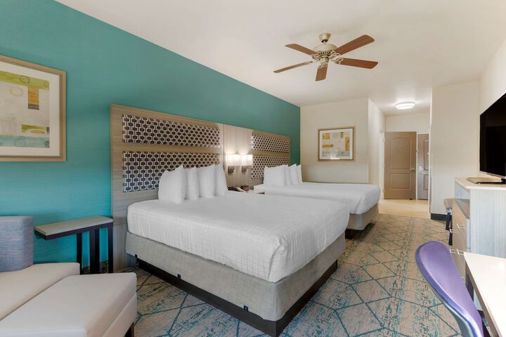 Room 28 of 46