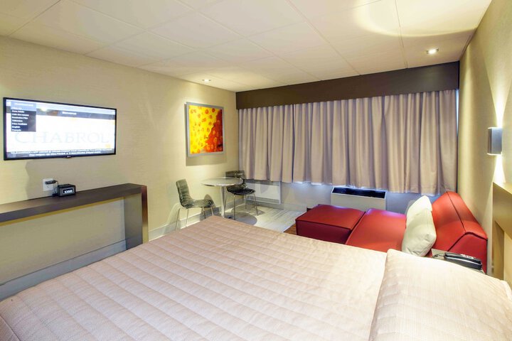 Room 37 of 78