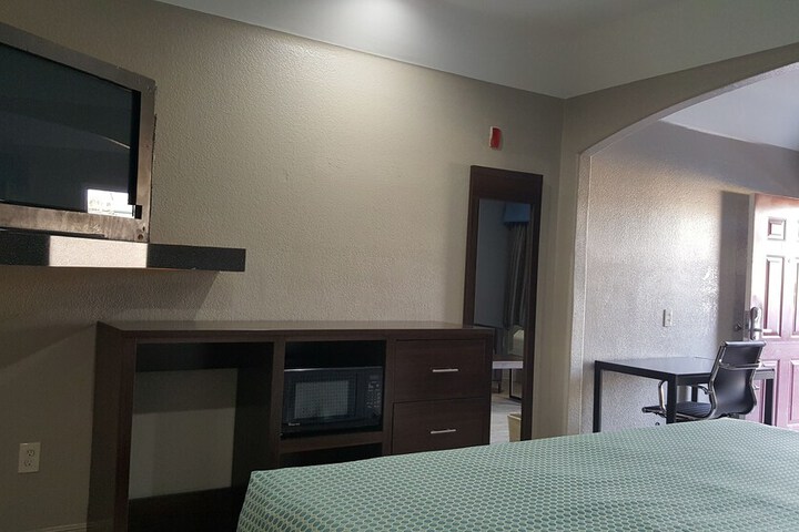 Room 36 of 53