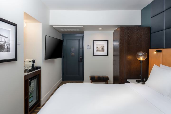 Room 20 of 86