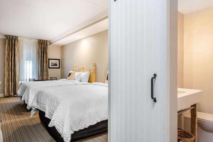Room 41 of 60