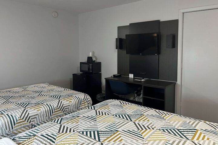 Room 12 of 26